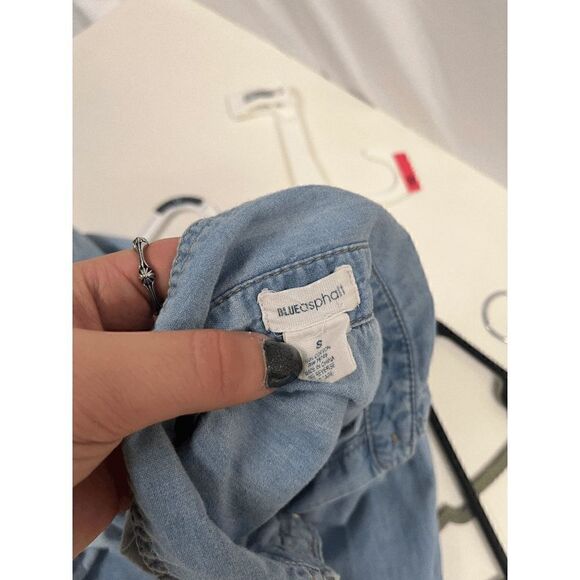 Blue Asphalt Womens Long Sleeve Denim Button up Shirt Denim Sz Small 100% Cotton - Picture 3 of 3